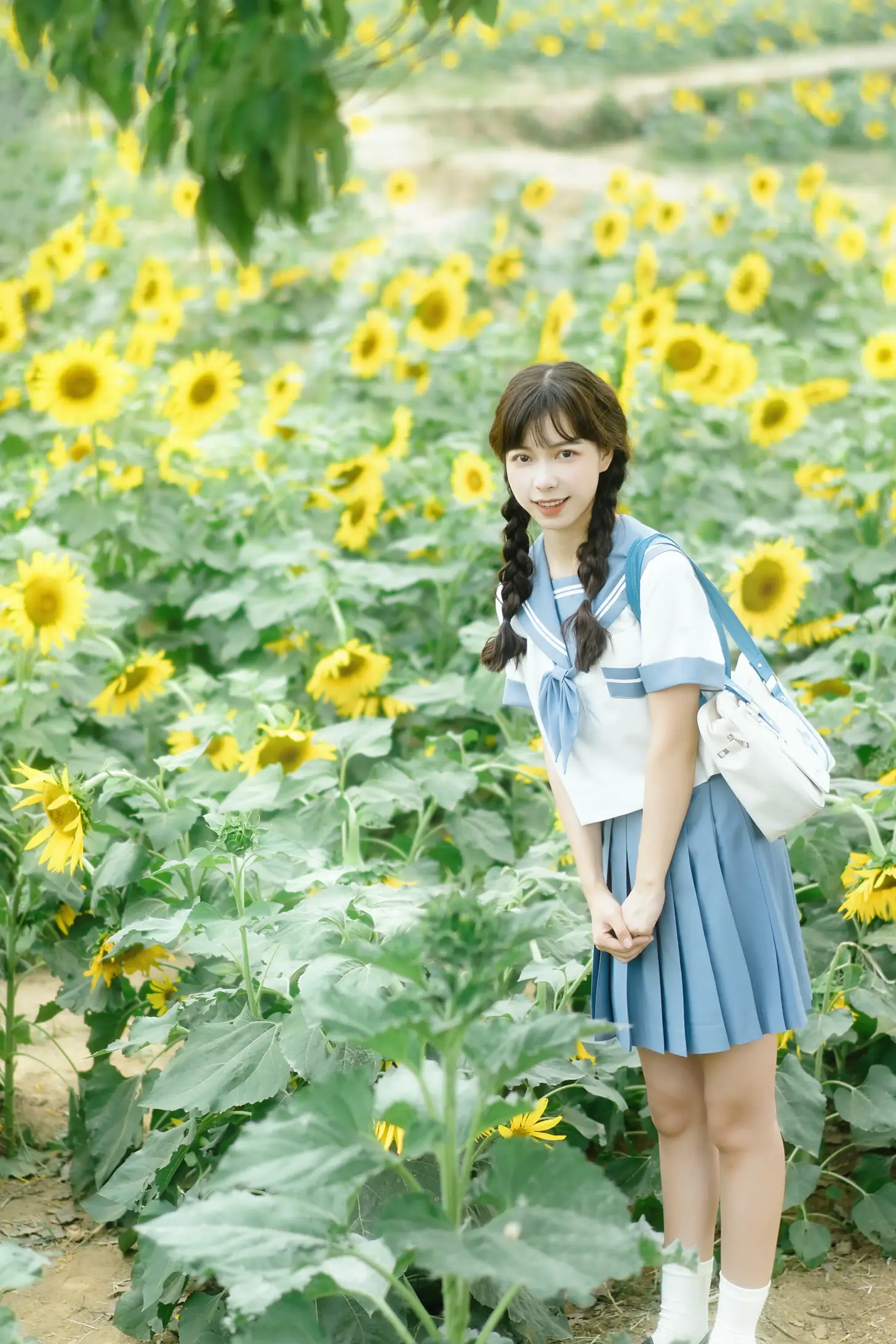 [YITUYU] 2022.11.20 Vol.2484 – Sunflower Appointment Variety of small shadows#[27P]-25